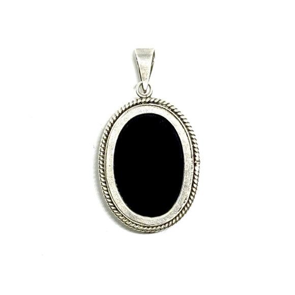 Vintage Victorian Hand Made Black Onyx / Jet Sterling Silver Mourning Pendant - Picture 6 of 8